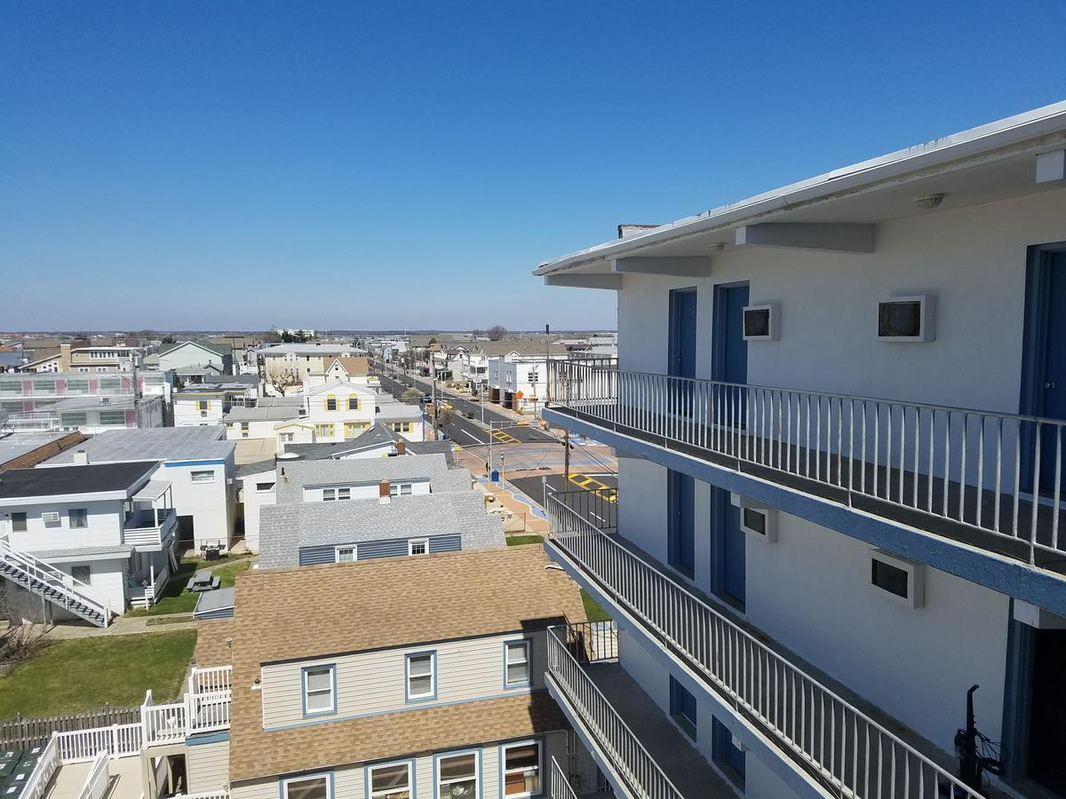 Newport Beach Resort Wildwood Exterior photo